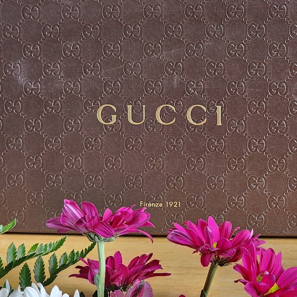 Gucci Heels - Picture 3 of 16